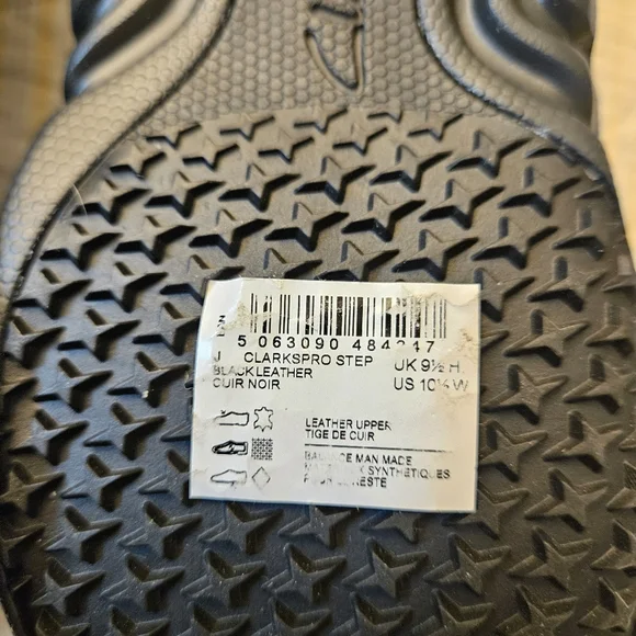 Clarks PRO Artisan Non-Slip Shoes - Picture 10 of 10